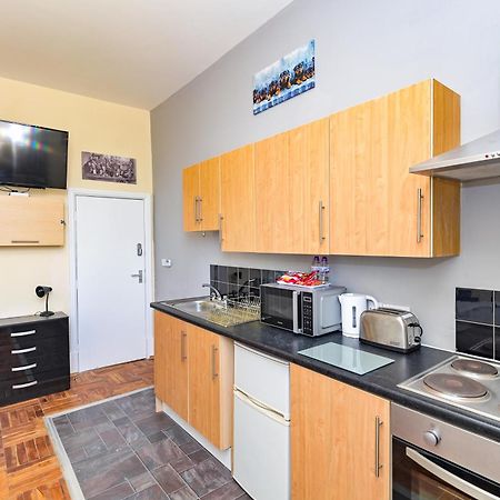The Elm Wood Apartments Huddersfield Habitación foto