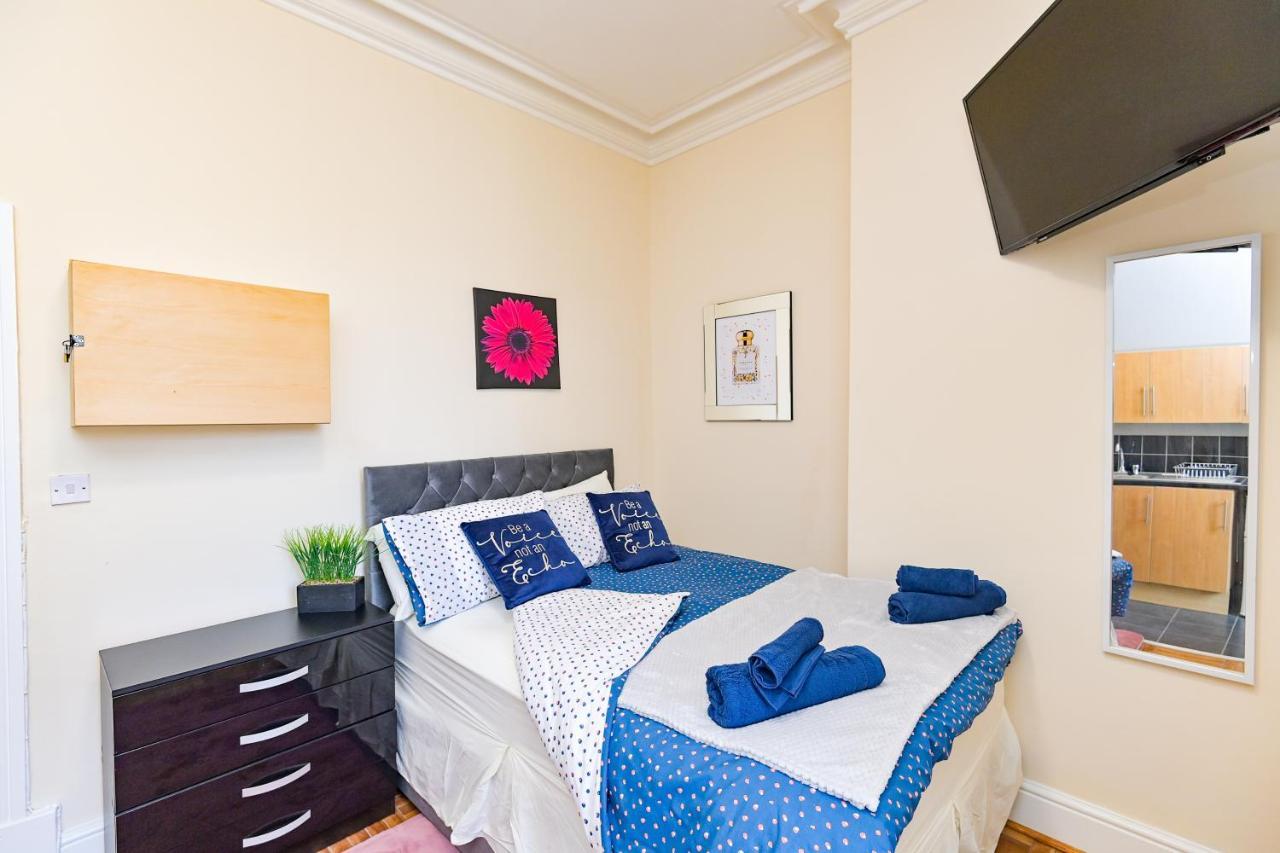 The Elm Wood Apartments Huddersfield Habitación foto